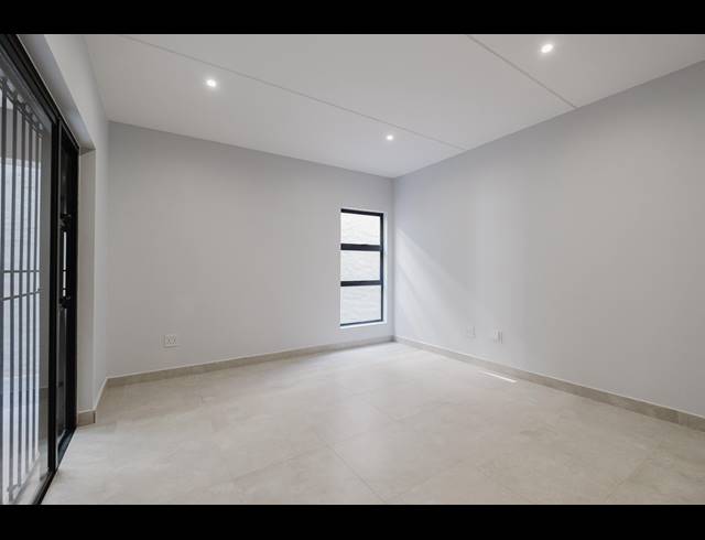 2 BEDROOM APARTMENT FOR SALE IN EDENBURG